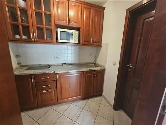 شقة Astella بيشكانا أوفالا